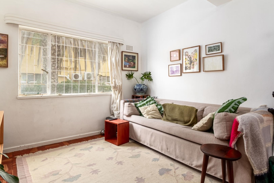 To Let 1 Bedroom Property for Rent in Sea Point Western Cape